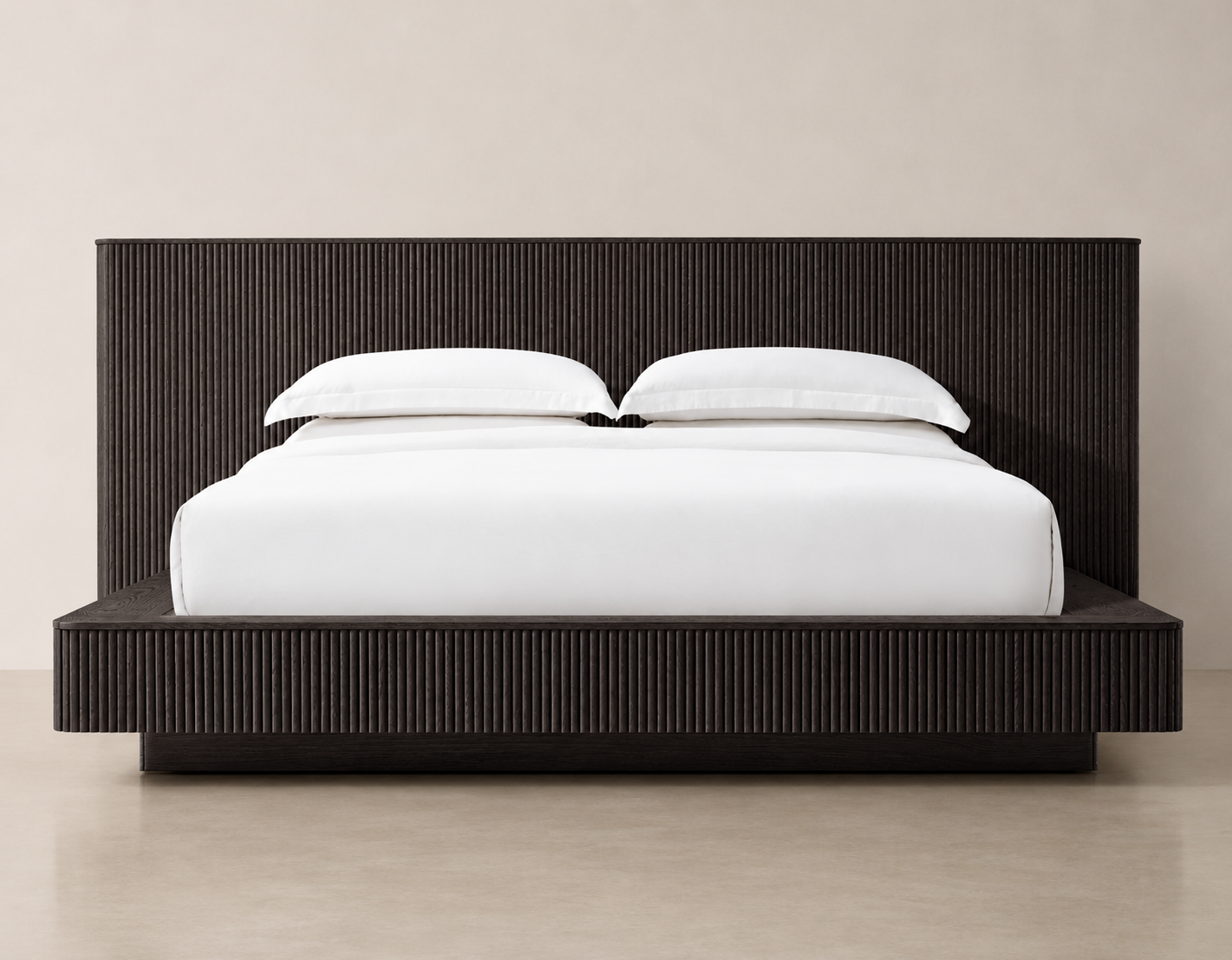 CAMA DE ROBLE ACANALADO | DISEÑO MODERNO DE MADERA MACIZA | NEGRO