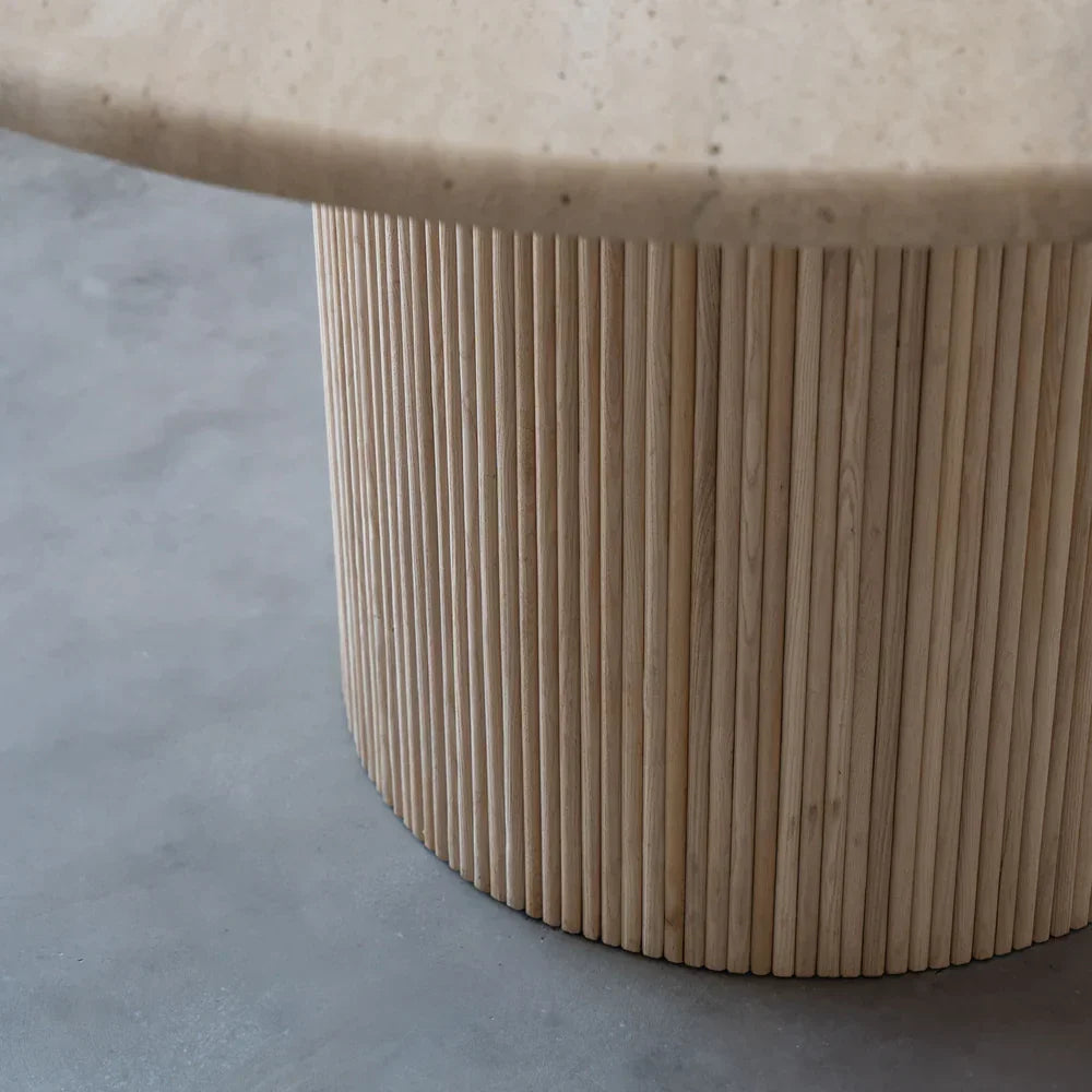 Travertine Round Dining Table – Modern Luxury with Fluted Base for Elegant Interiors