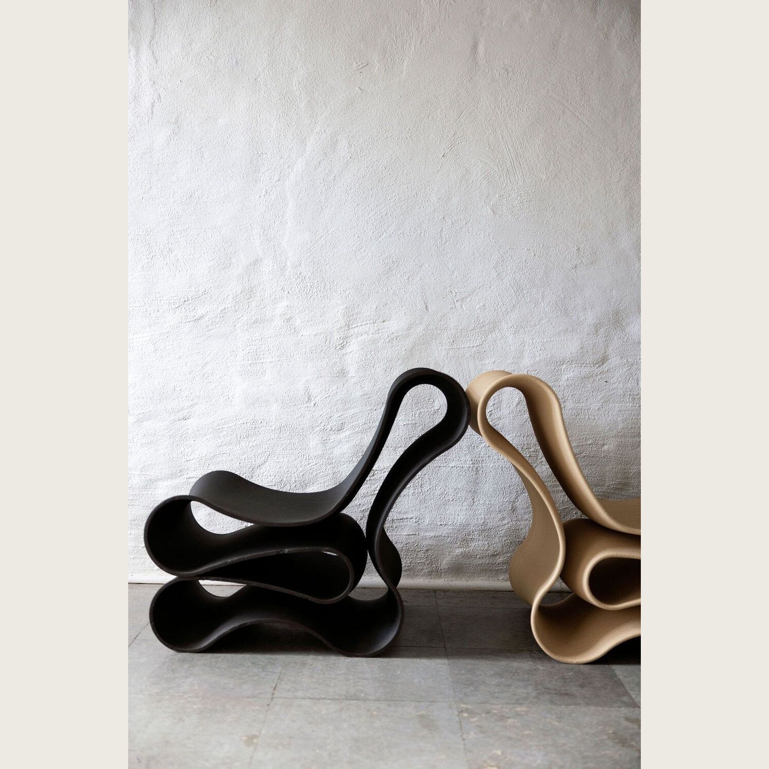 Sculptural Plywood Lounge Chair – Modern Curved Accent Seating | Luxury Interiors