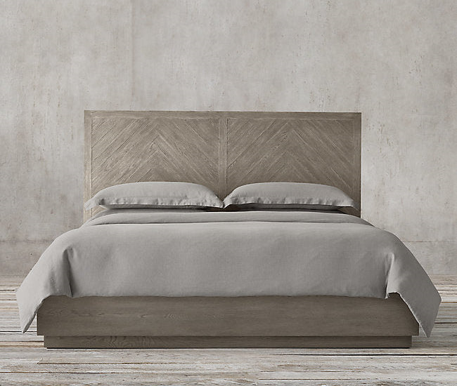 Solid oak chevron platform bed | HLM-202 - Beds