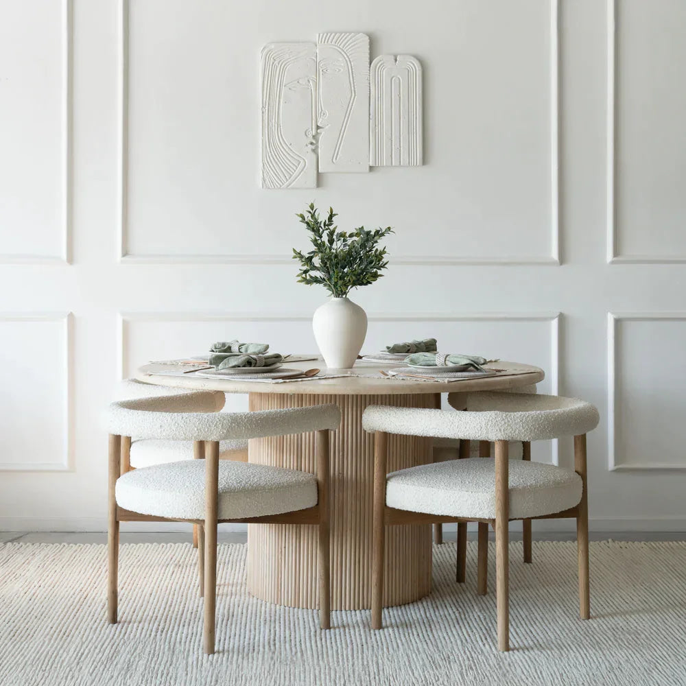 Travertine Round Dining Table – Modern Luxury with Fluted Base for Elegant Interiors