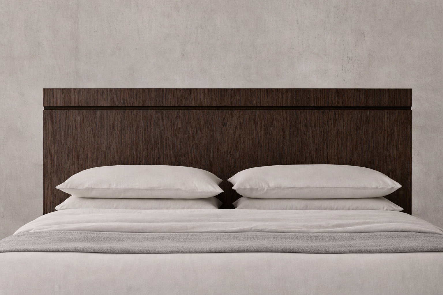 The Skarn Platform Wood Bed | Solid Oak Walnut Finish